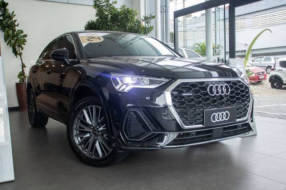 AUDI Q3 2.0 40 TFSI GASOLINA PERFORMANCE QUATTRO TIPTRONIC