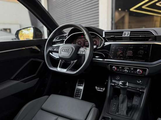 AUDI-Q3-2.0 40 TFSI GASOLINA SPORTBACK PERFORMANCE BLACK PLUS QUATTRO TIPTRONIC AUDI-Q3-2024