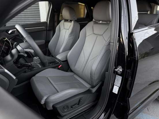 AUDI-Q3-2024