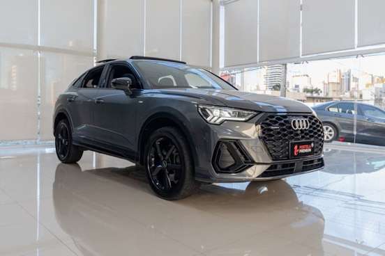 AUDI-Q3-2022