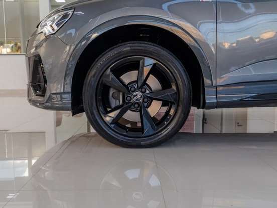 AUDI-Q3-2.0 40 TFSI GASOLINA SPORTBACK PERFORMANCE BLACK QUATTRO TIPTRONIC AUDI-Q3-2022