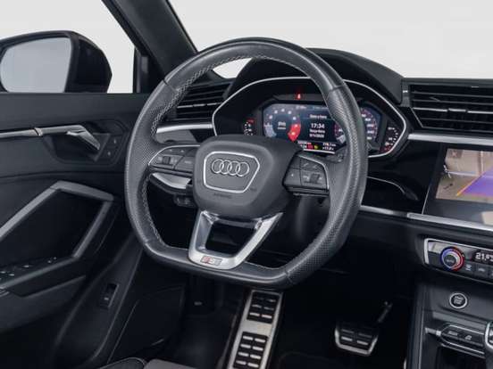 AUDI-Q3-2.0 40 TFSI GASOLINA SPORTBACK PERFORMANCE BLACK QUATTRO TIPTRONIC AUDI-Q3-2022