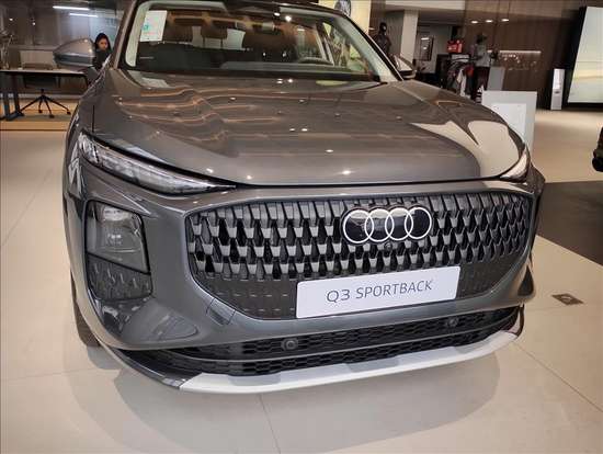 AUDI-Q3-2026