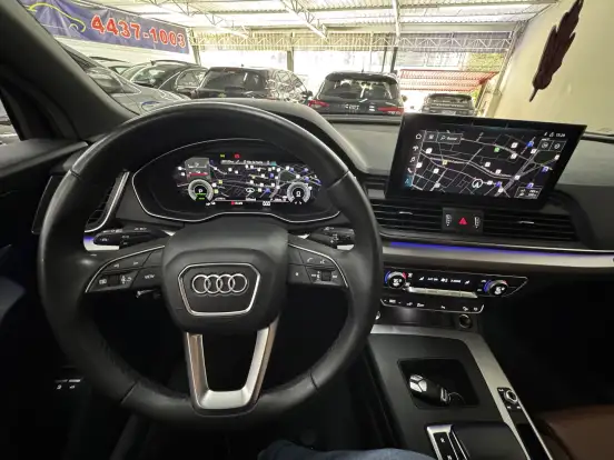 AUDI-Q5-2022
