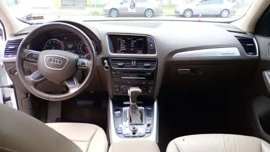 AUDI-Q5-2015