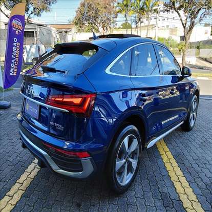 AUDI-Q5-2023