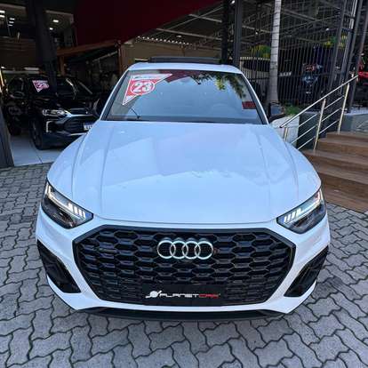 AUDI-Q5-2023