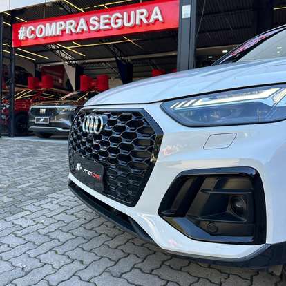 AUDI-Q5-2023