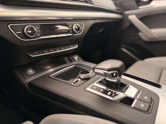 AUDI-Q5-2018