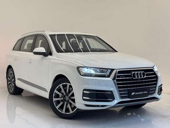 AUDI-Q7-2015