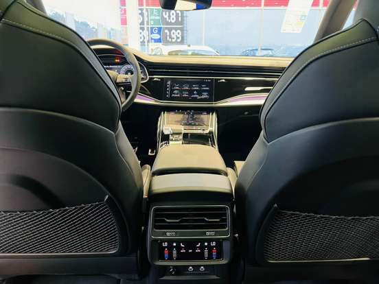 AUDI-Q8-3.0 TFSI GASOLINA PERFORMANCE BLACK QUATTRO TIPTRONIC AUDI-Q8-2025