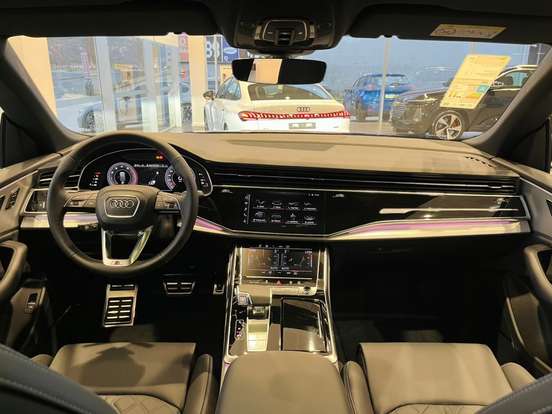 AUDI-Q8-3.0 TFSI GASOLINA PERFORMANCE BLACK QUATTRO TIPTRONIC AUDI-Q8-2025