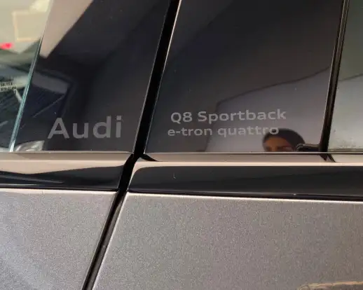 AUDI-Q8 E-TRON-2023