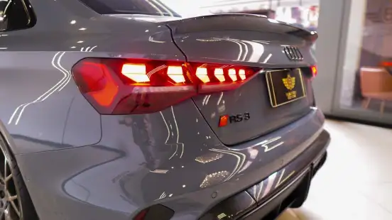 AUDI-RS3-2025