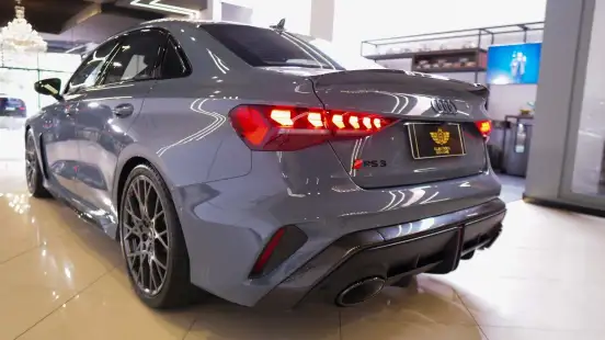 AUDI-RS3-2025