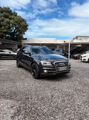AUDI-SQ5-2015
