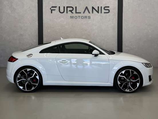 AUDI-TT-2015