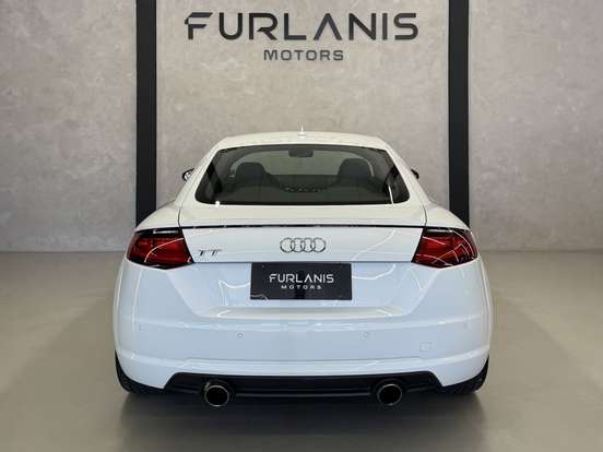 AUDI-TT-2015