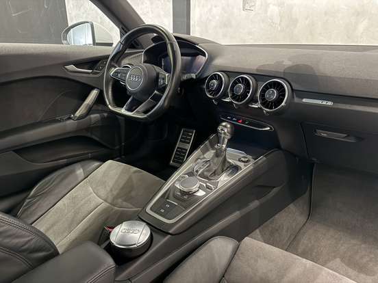 AUDI-TT-2.0 TFSI COUPÉ AMBITION 2P GASOLINA S-TRONIC AUDI-TT-2015