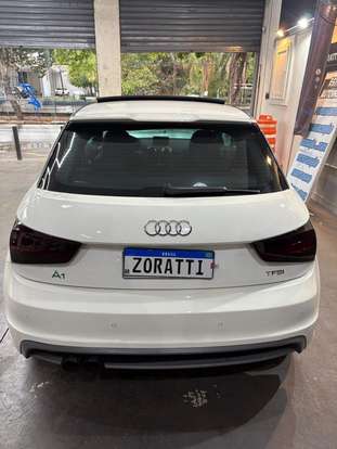 AUDI-A1-2012