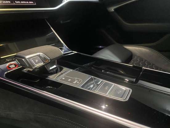 AUDI-RS6-4.0 AVANT V8 TWINTURBO MHEV TIPTRONIC AUDI-RS6-2021