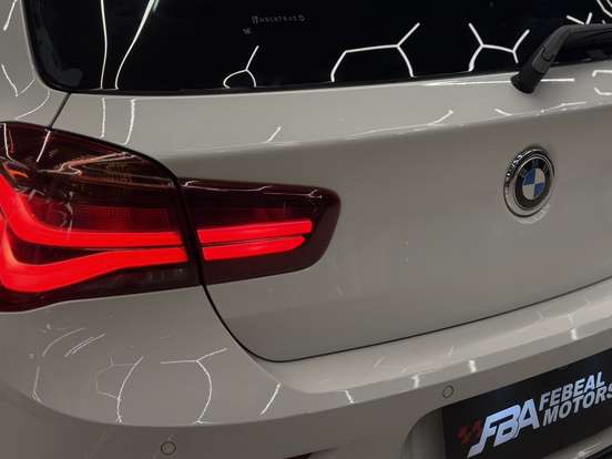 BMW-120i-2.0 16V GASOLINA SPORT GP 4P AUTOMÁTICO BMW-120i-2018