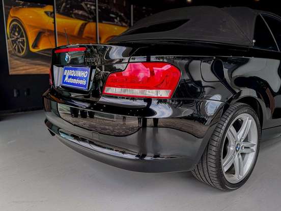 BMW-120i-2011