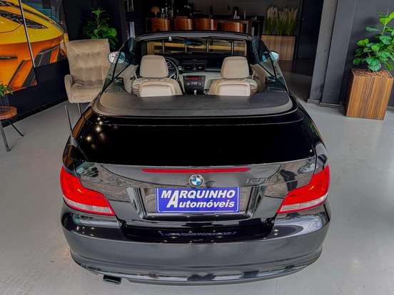 BMW-120i-2011