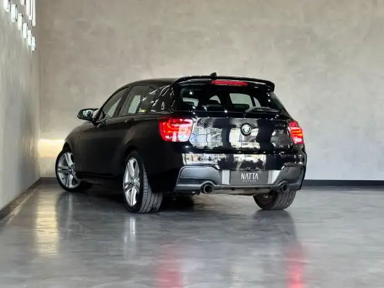 BMW-125i-2.0 M SPORT 16V GASOLINA 4P AUTOMÁTICO BMW-125i-2013