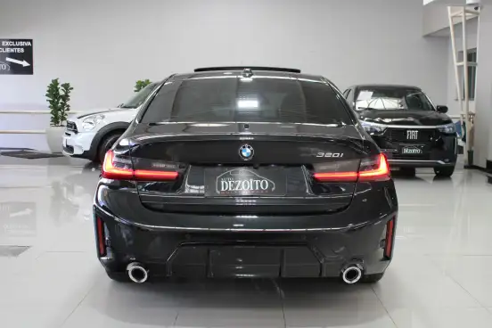 BMW-320i-2024
