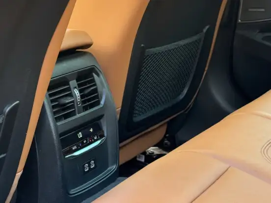 BMW-320i-2.0 16V TURBO FLEX M SPORT AUTOMÁTICO BMW-320i-2021