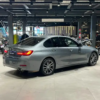 BMW-320i-2024