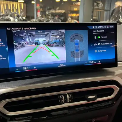 BMW-320i-2024