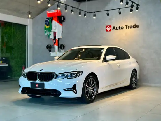 BMW-320i-2020
