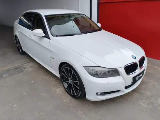 BMW-320i-2.0 TOP 16V GASOLINA 4P AUTOMÁTICO BMW-320i-2011