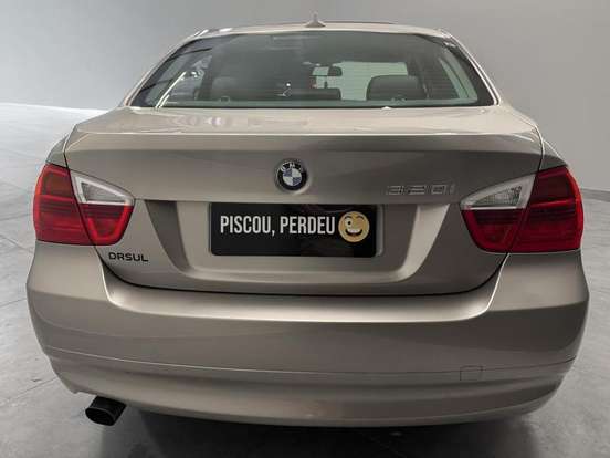 BMW-320i-2.0 16V GASOLINA 4P AUTOMÁTICO BMW-320i-2007