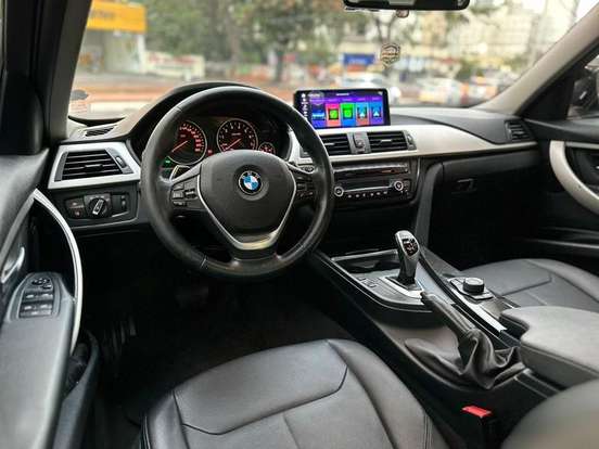 BMW-320i-2014