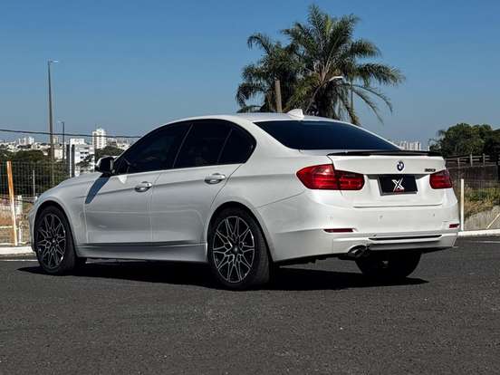 BMW-320i-2.0 16V TURBO ACTIVE FLEX 4P AUTOMÁTICO BMW-320i-2015