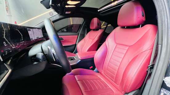 BMW-320i-2024