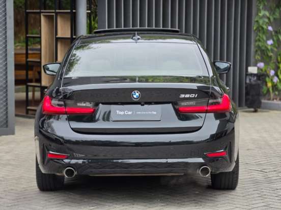 BMW-320i-2.0 16V TURBO FLEX SPORT GP AUTOMÁTICO BMW-320i-2022