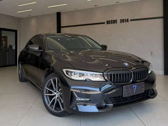 BMW-320i-2020