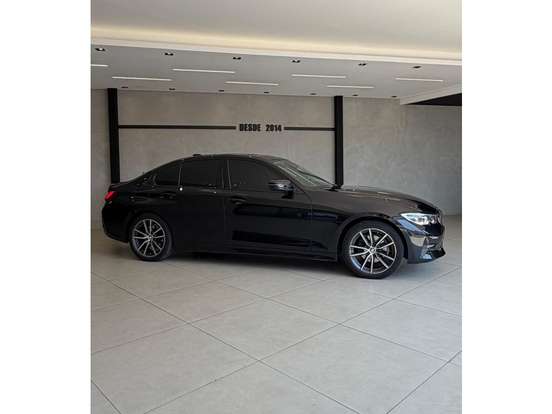 BMW-320i-2020