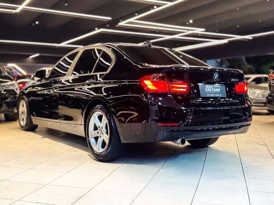 BMW-320i-2.0 16V TURBO GASOLINA 4P AUTOMÁTICO BMW-320i-2013