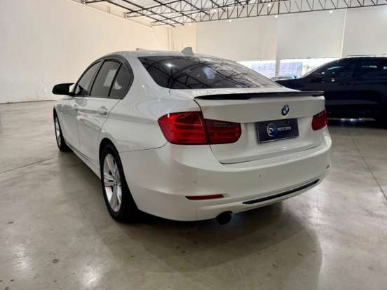 BMW-320i-2.0 GP 16V TURBO GASOLINA 4P AUTOMÁTICO BMW-320i-2012