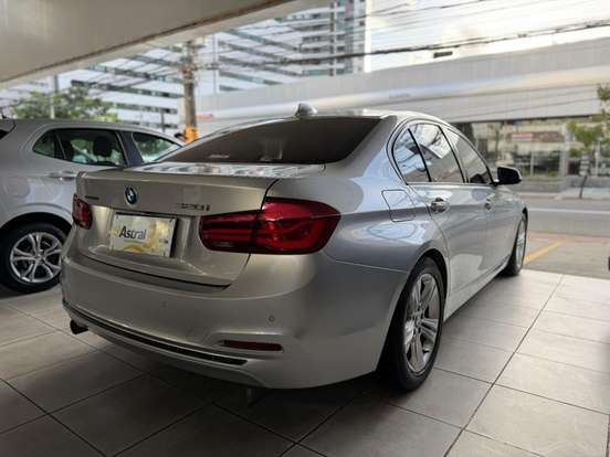 BMW-320i-2.0 SPORT 16V TURBO ACTIVE FLEX 4P AUTOMÁTICO BMW-320i-2017