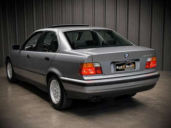 BMW-325i-1994