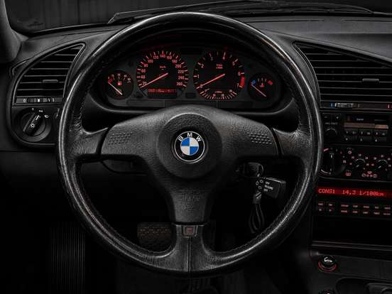 BMW-325i-2.5 SEDAN 24V GASOLINA 4P AUTOMÁTICO BMW-325i-1994