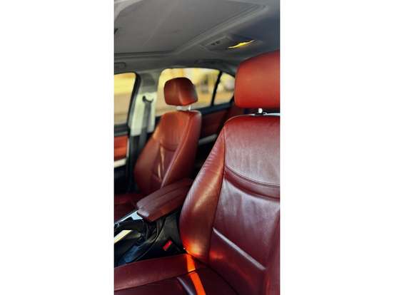 BMW-325i-2.5 SEDAN 24V GASOLINA 4P AUTOMÁTICO BMW-325i-2011