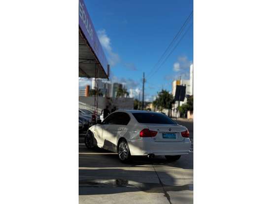 BMW-325i-2.5 SEDAN 24V GASOLINA 4P AUTOMÁTICO BMW-325i-2011