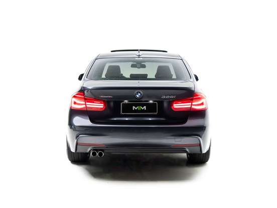 BMW-328i-2016